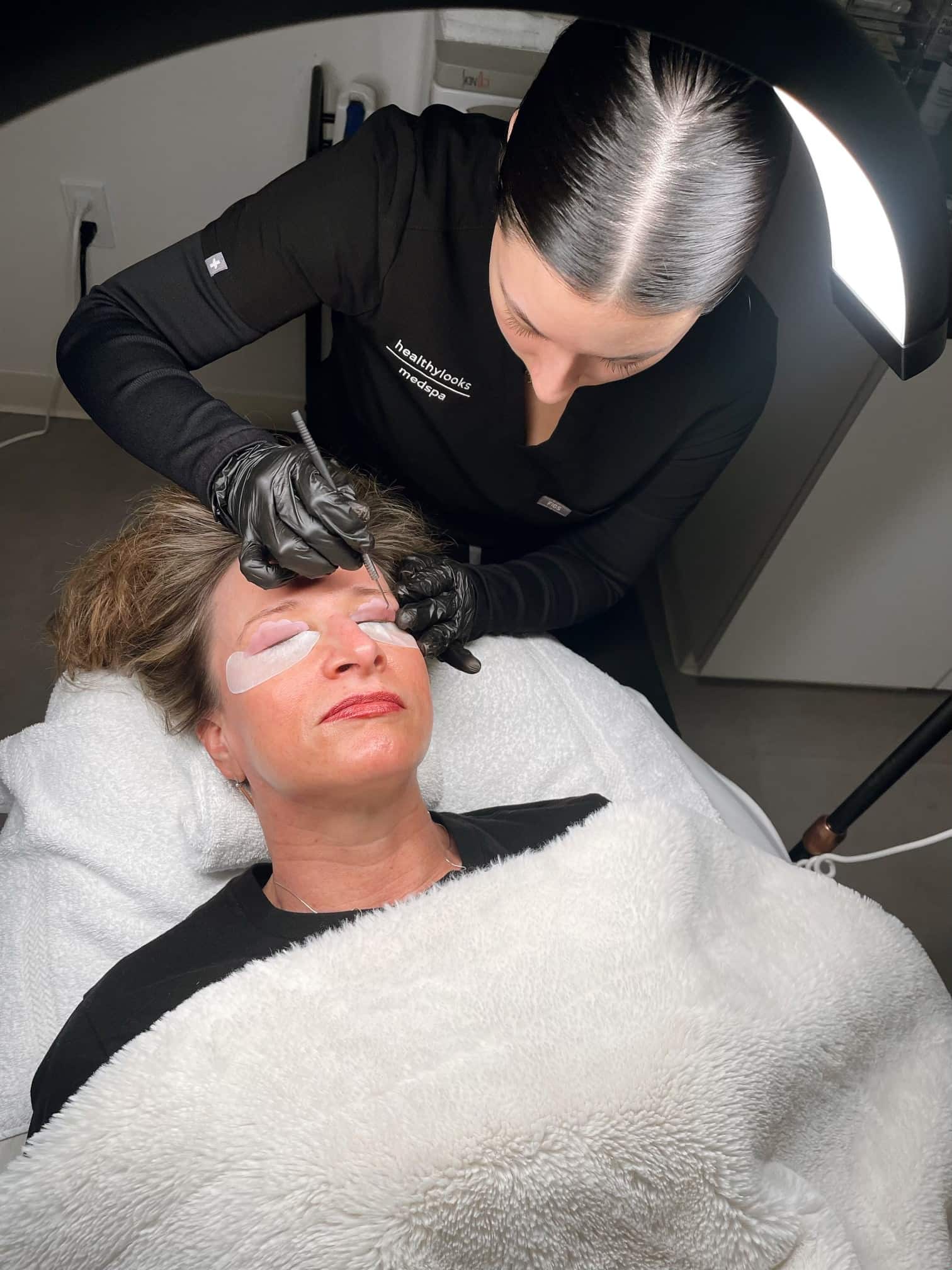 Lip Flip Treatment at Healthylooks Medspa
